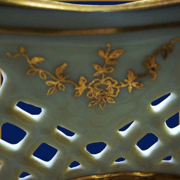 "Gloria" perforated porcelain basket