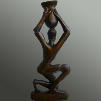 Arte tribal portador de agua de Senegal 1960-1970