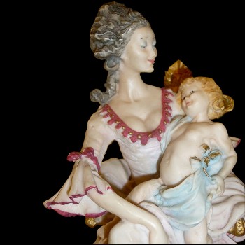 Woman and child statuette