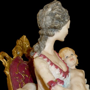 Statuette femme et enfant