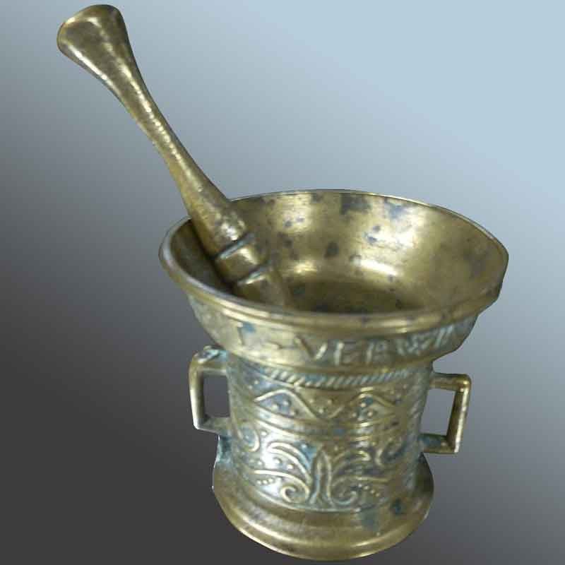 Mortier et pilon antiques en bronze lourd (1870 kg