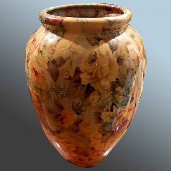 Joli vase décoratif fleuri