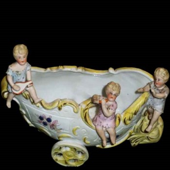 Porcelain biscuit Cherubins end of the 19th century